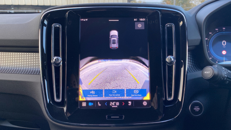 Volvo XC40 2.0 B4P Plus Dark 5dr Auto Petrol Estate